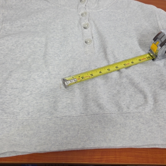 Abercrombie & Fitch soft AF Drama Wedge Henley Sweatshirt Top Large Cozy EUC - Picture 12 of 12